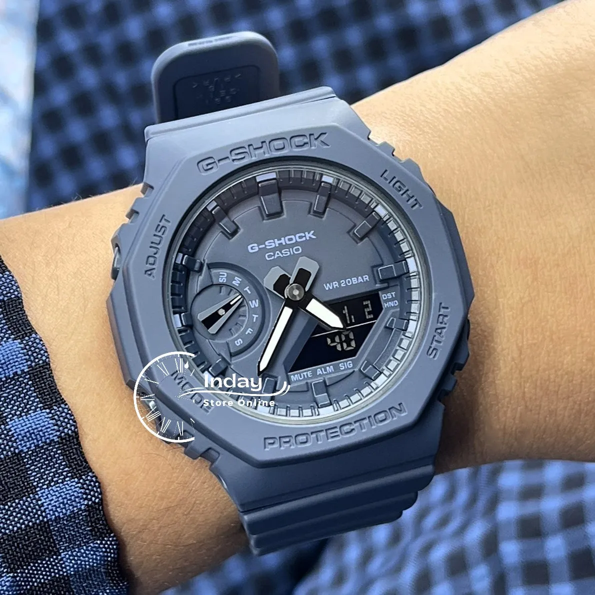 Casio G-Shock Women's Watch GMA-S2100BA-2A1 Analog-Digital Shock Resistant Carbon Core Guard Structure
